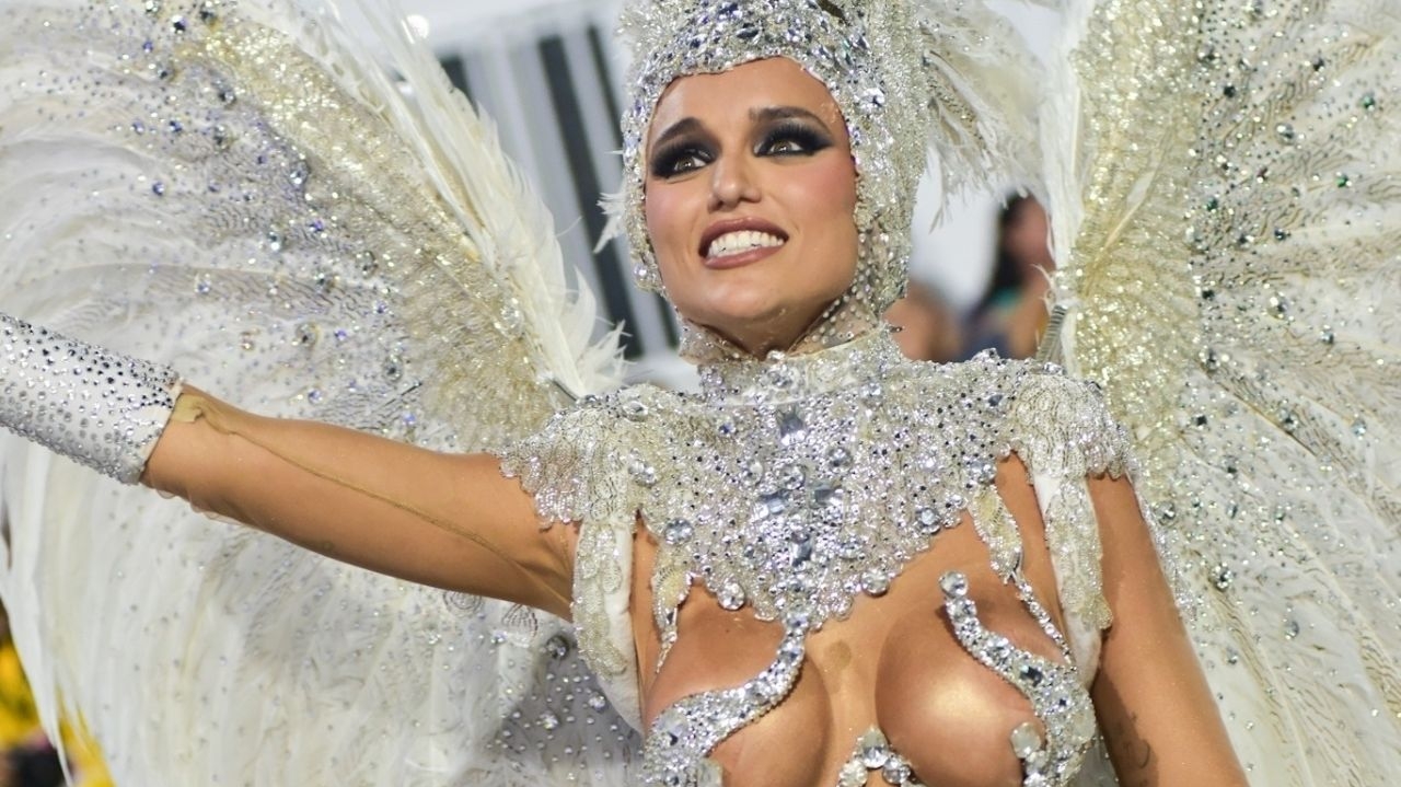 Rafa Kalimann relembra perrengue no Carnaval 2024