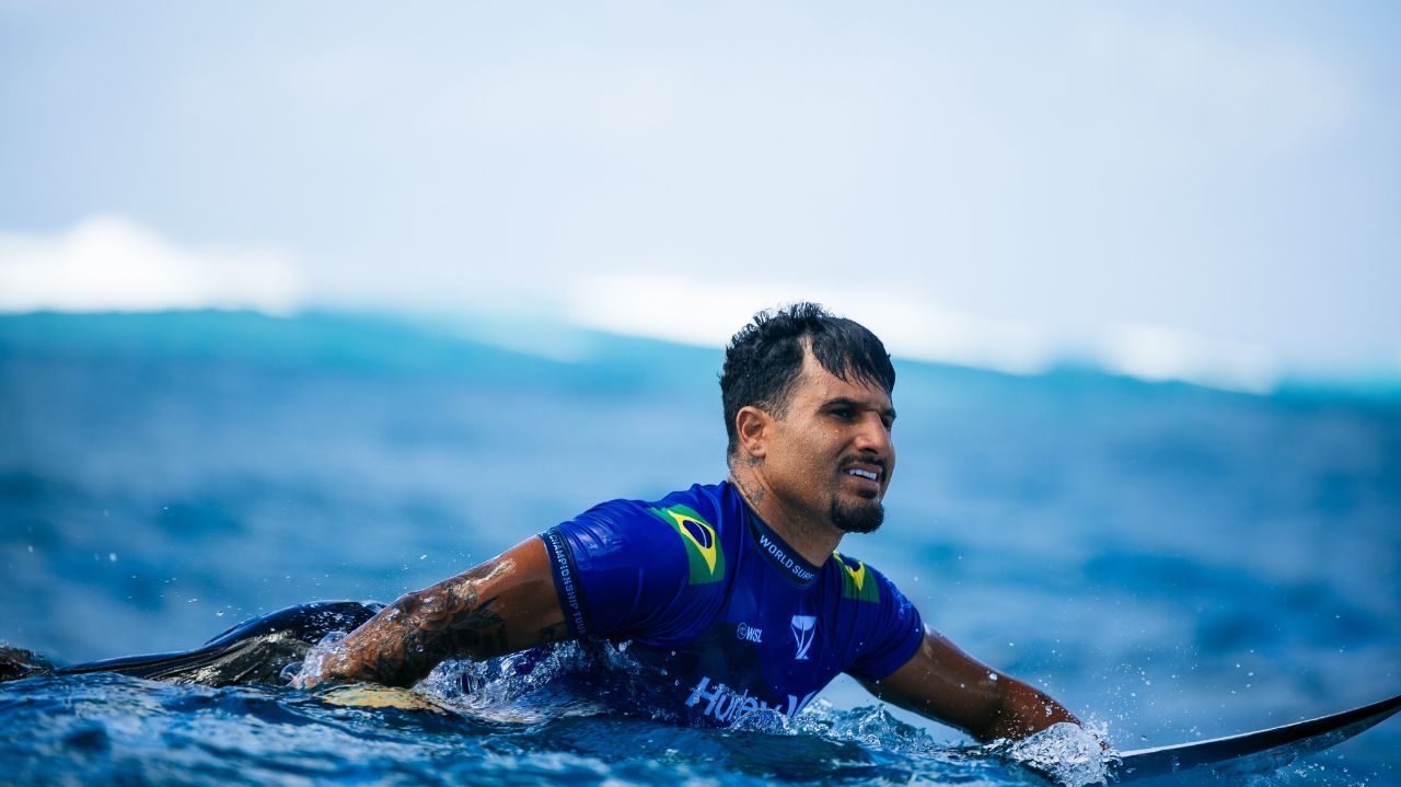 WSL: Italo Ferreira avança para as quartas de final em Sunset Beach