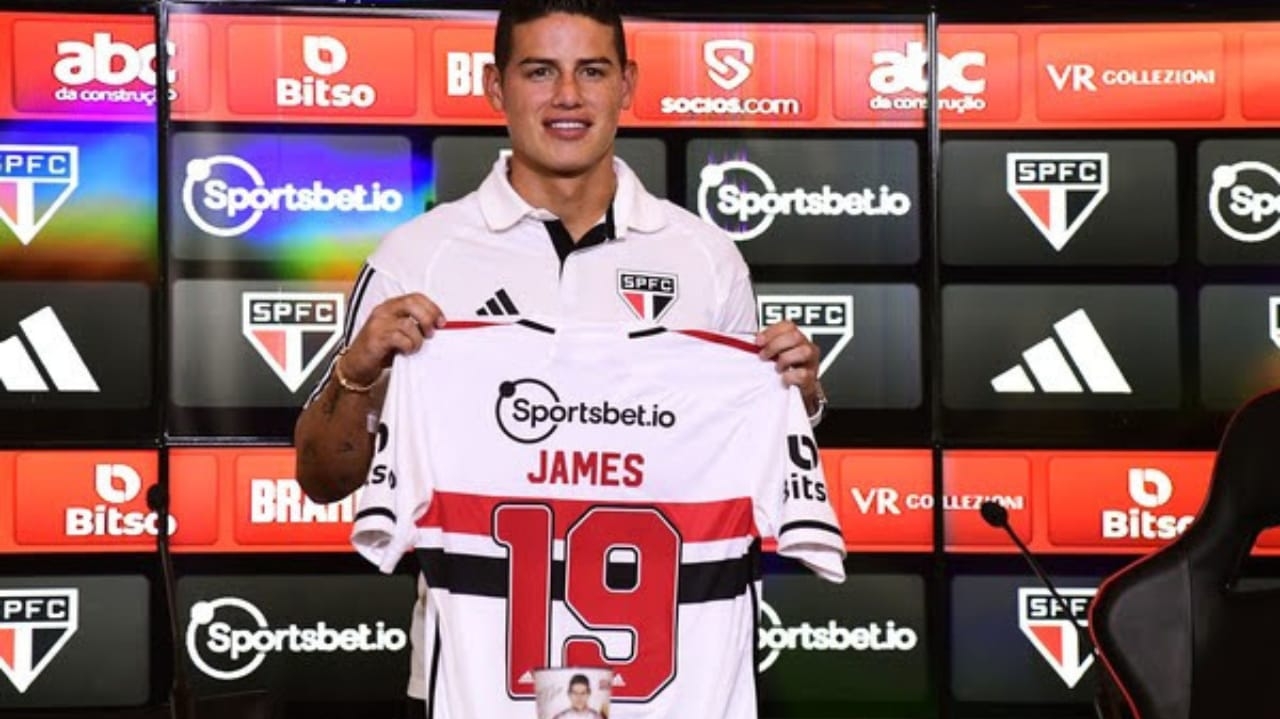 James Rodríguez volta atrás e decide permanecer no São Paulo