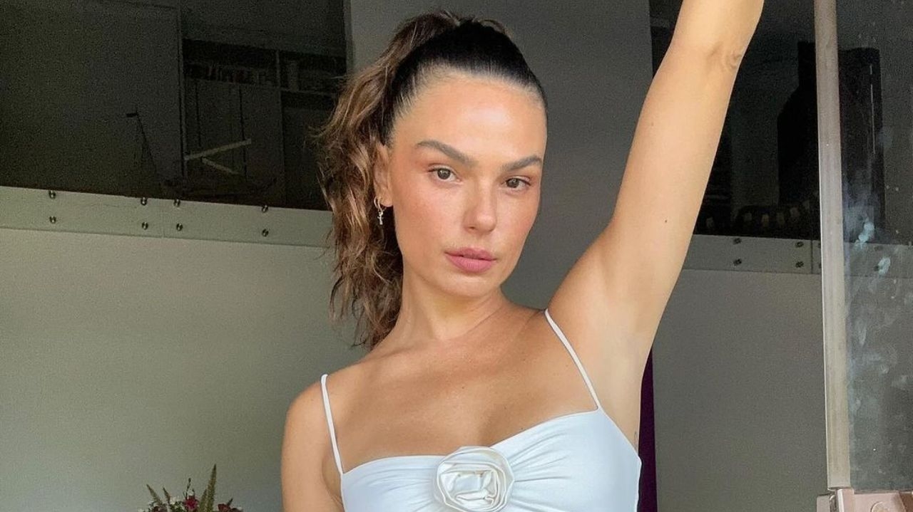 Isis Valverde revela dificuldades para se alimentar; entenda sobre a doença celíaca