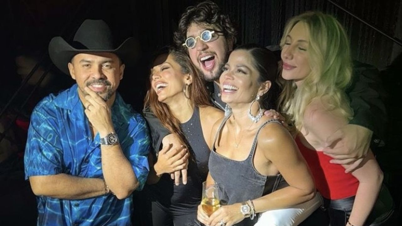 Xand Avião curte férias nos EUA ao lado de Anitta e Nattan