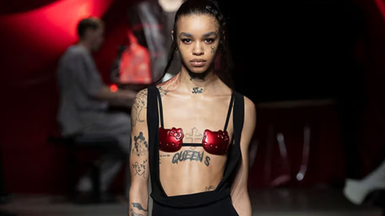 Coleção de inverno de Giuliano Calza traz peças inspiradas na Hello Kitty