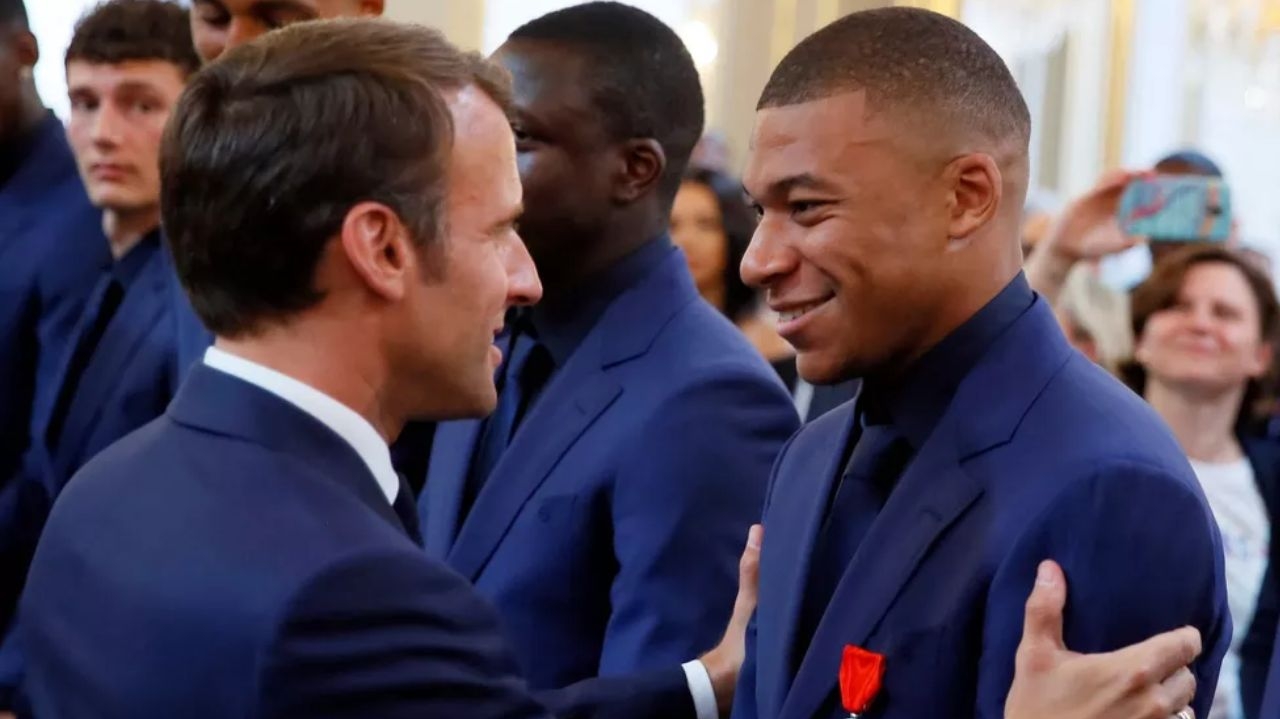 Mbappé janta com presidente da França e emir do Catar para decidir futuro no PSG