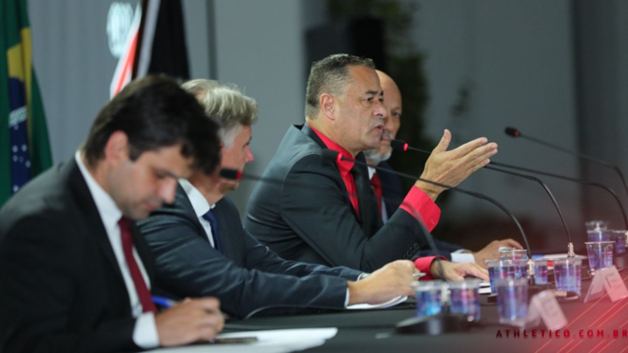 Novo nome do estádio do Athletico-PR fará homenagem ao presidente do clube