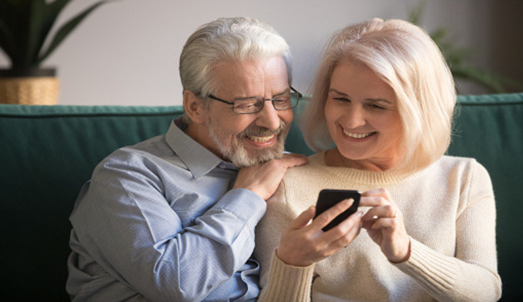 Relação dos idosos com a tecnologia aumenta com a pandemia