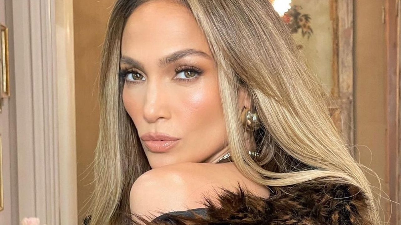 Jennifer Lopez revela traumas de infância em documentário