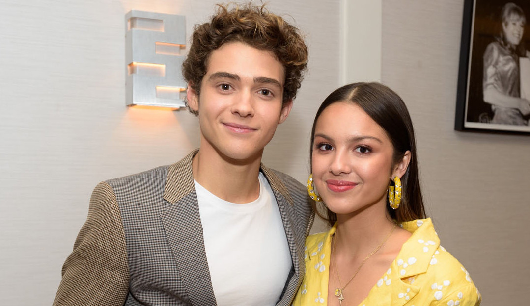 Olivia Rodrigo conta se sabia sobre a sexualidade de Joshua Bassett
