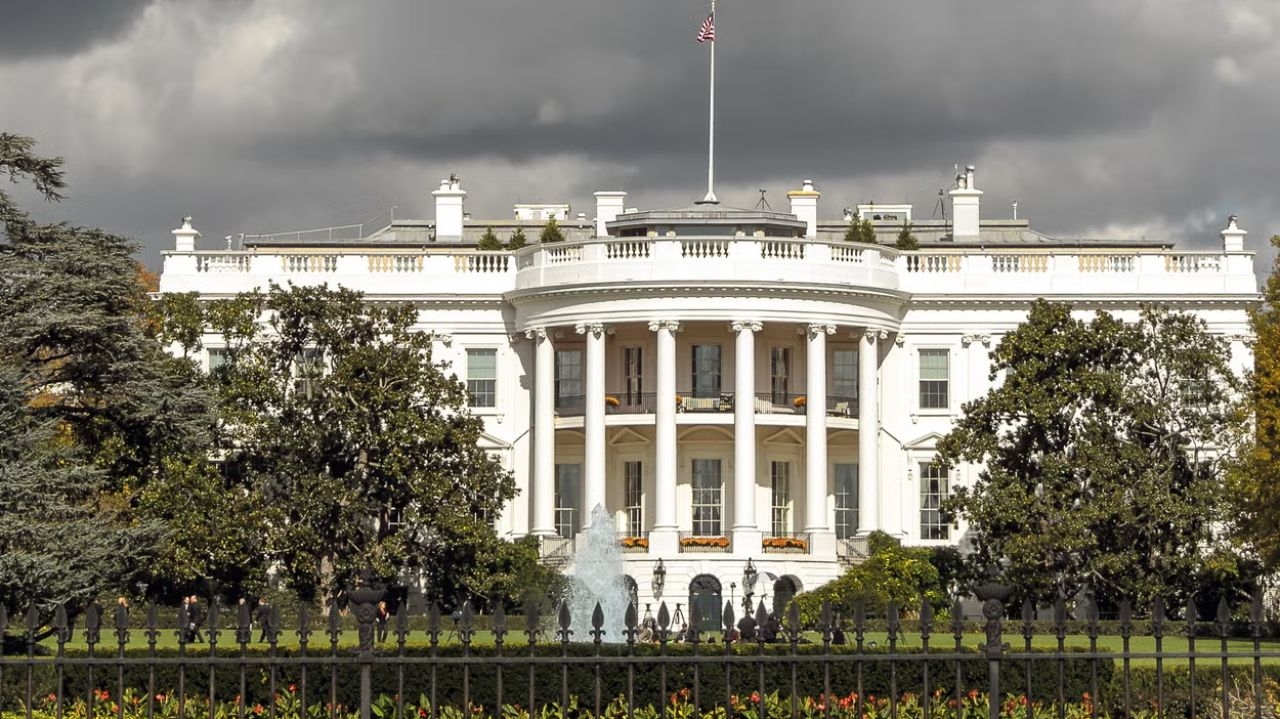 Mercados financeiros globais reagem com nervosismo à escalada da dívida dos EUA