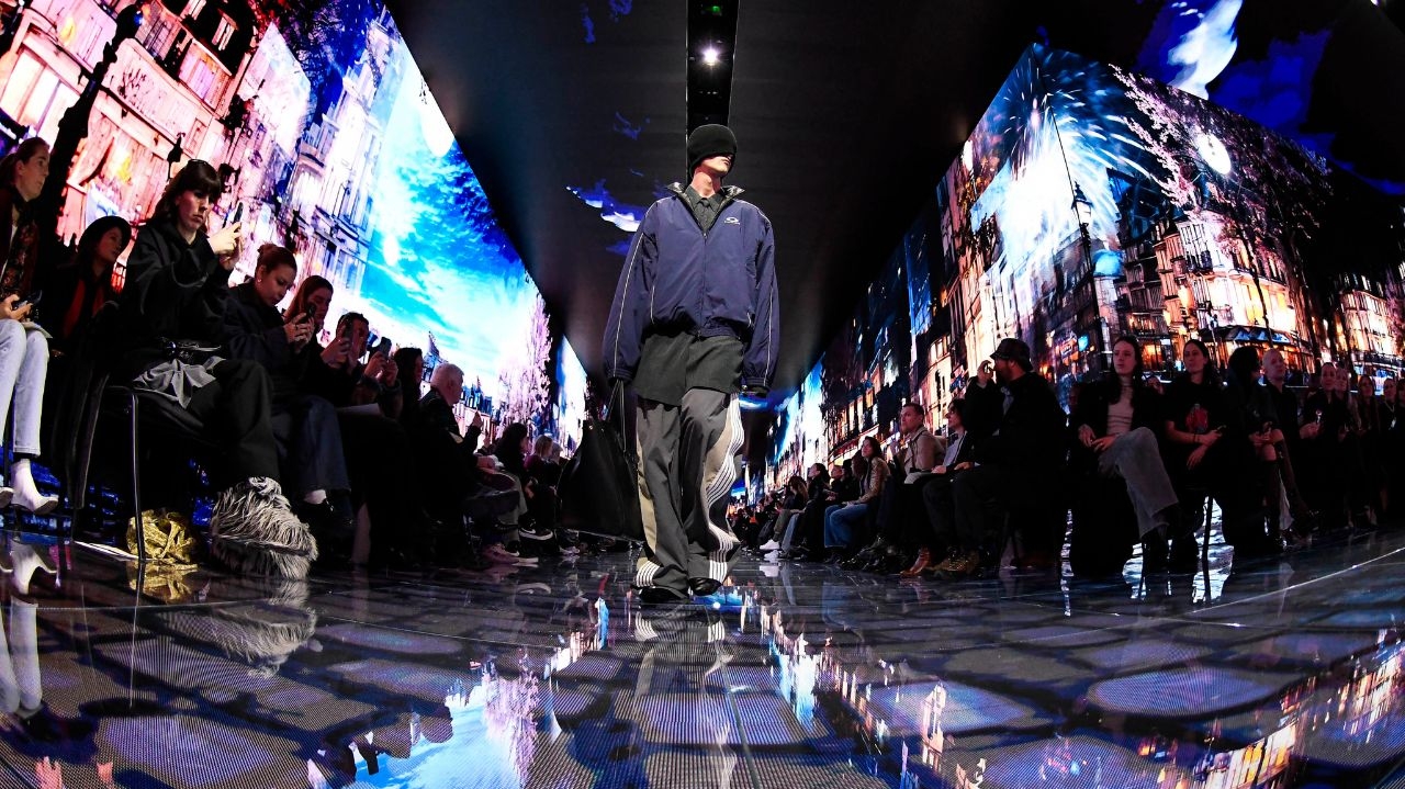 Paris Fashion Week 2024: confira a visão de Demna para a Balenciaga