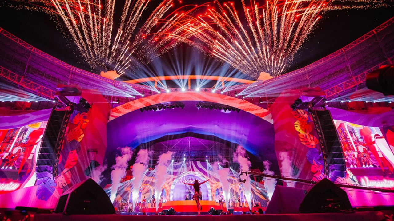 “Navio Numanice”, de Ludmilla, esgota e tem faturamento milionário