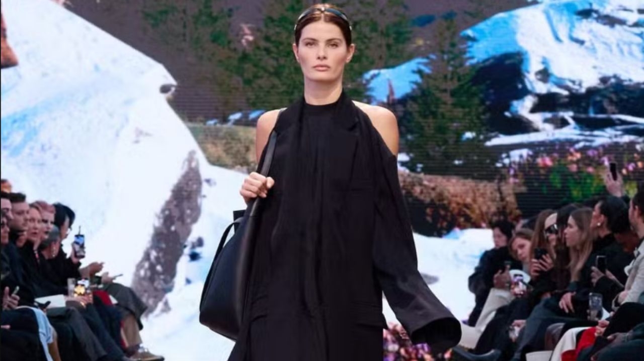 Top models dos anos 2000 retornam às passarelas da temporada Ready-To-Wear