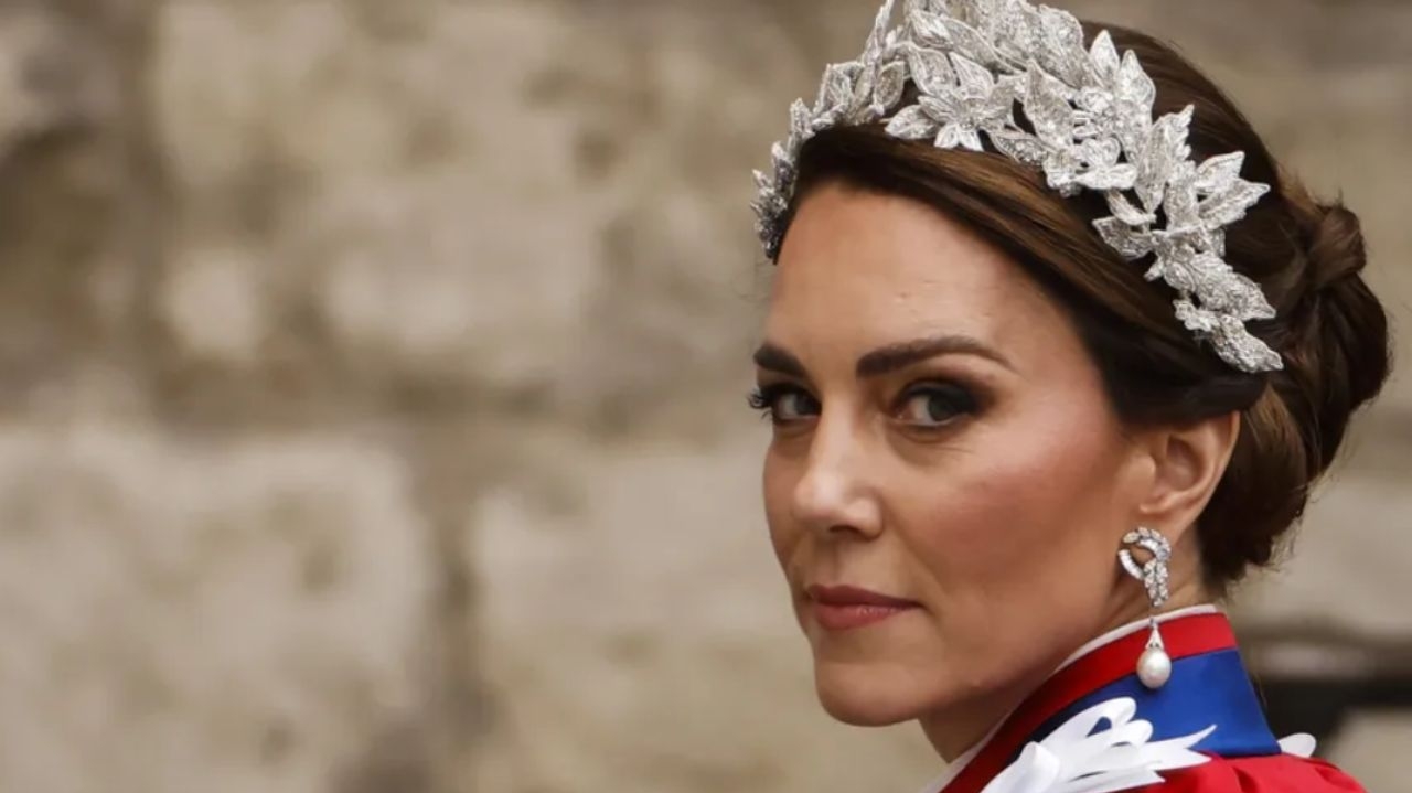 Príncipe William quebra silêncio sobre recuperação de Kate Middleton