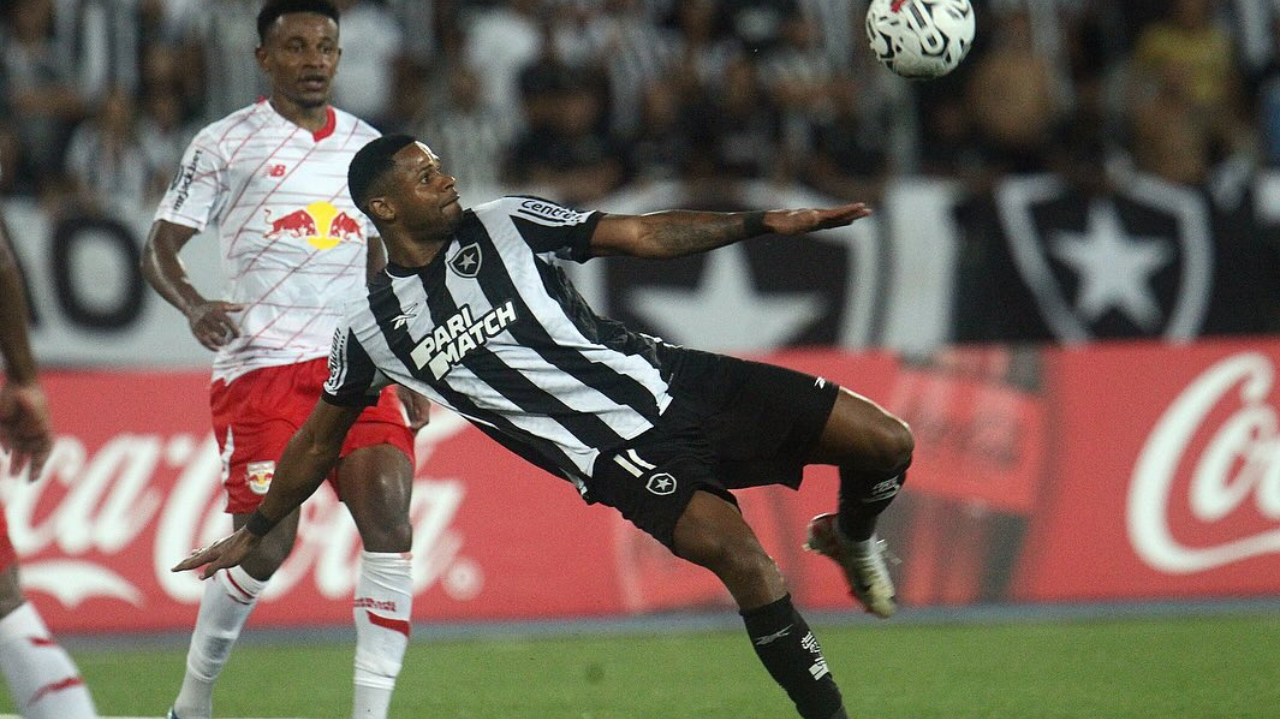 Junior Santos brilha e Botafogo supera o Bragantino pela Libertadores