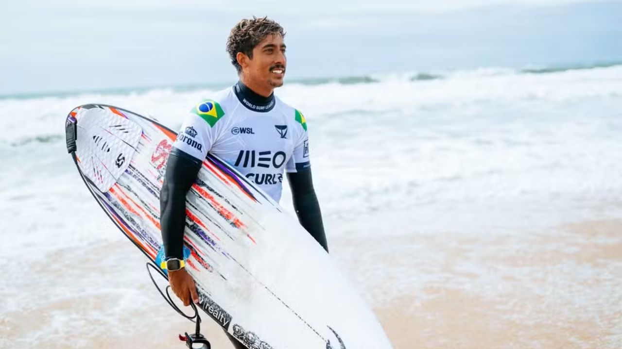 Brasileiros se destacam na 3ª etapa do Circuito Mundial de Surfe