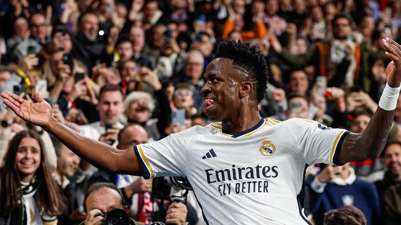 Ex-atacante do Real Madrid diz que Vinicius Jr. precisa mudar