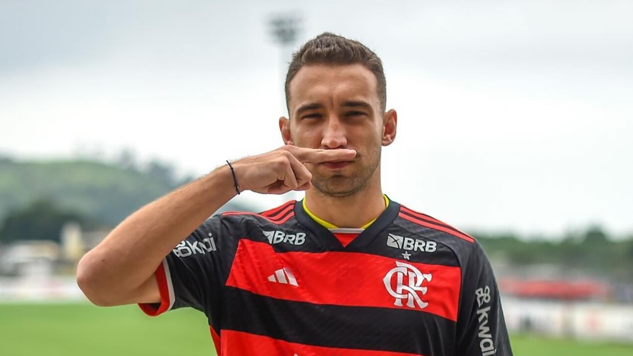 Flamengo realiza um dos maiores investimentos do time e fecha a janela de transferências