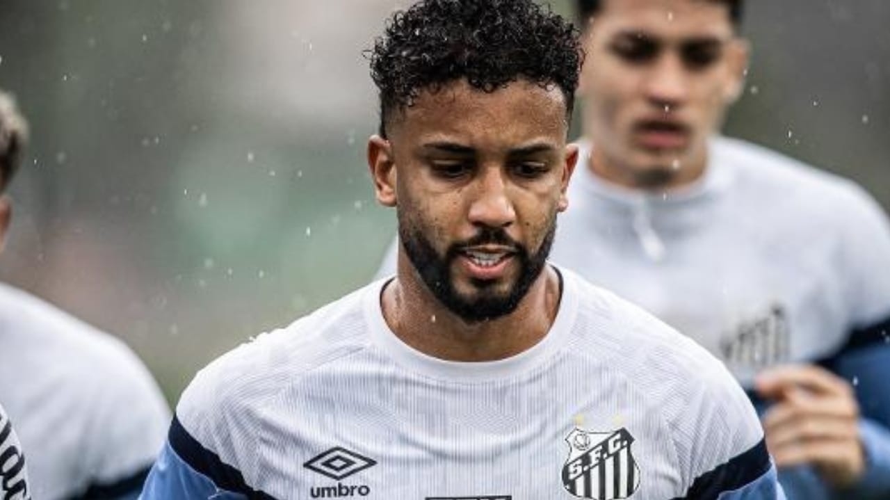 Jorge é devolvido ao Palmeiras após passar curto período no Santos