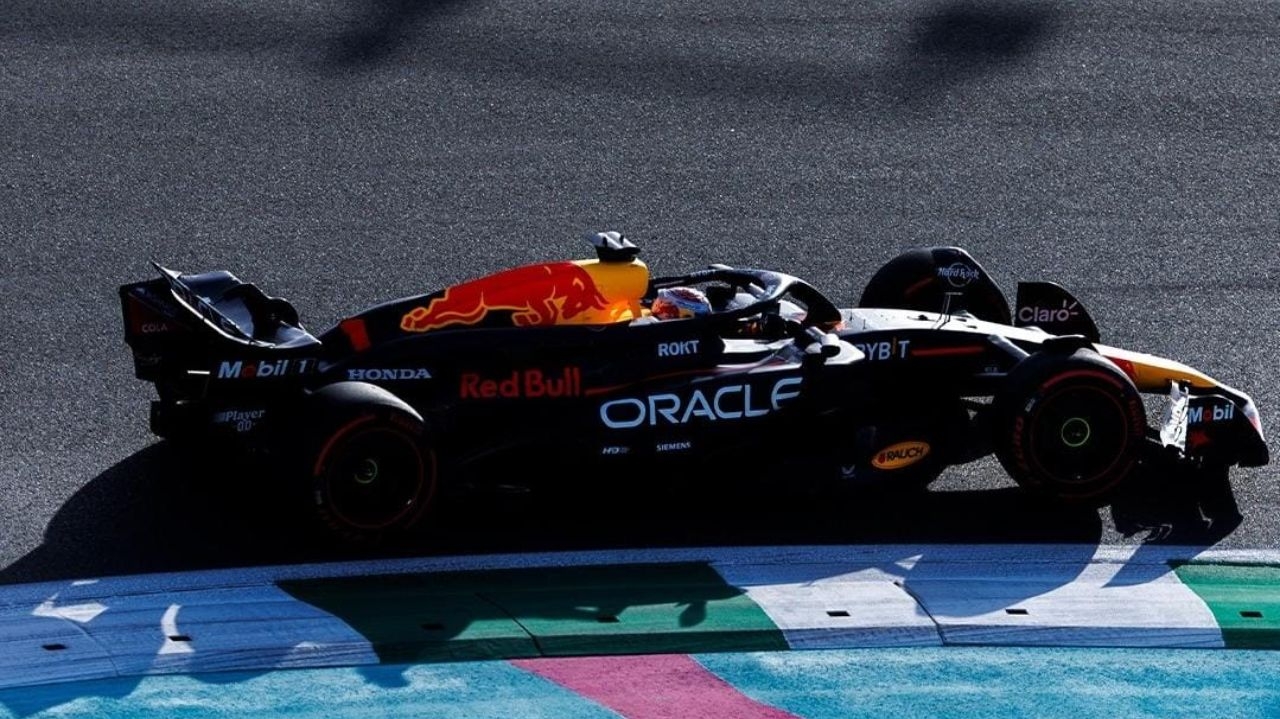 Max Verstappen é pole position pela segunda vez na temporada