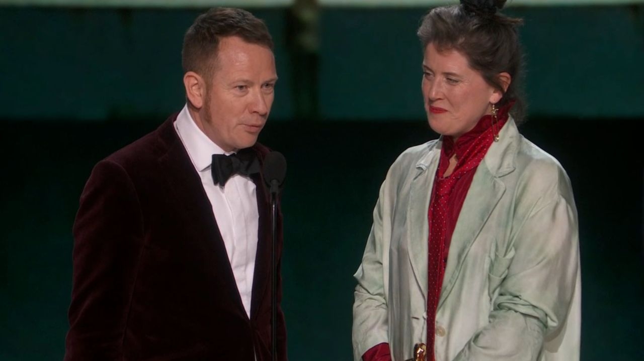 Oscar 2024: “Pobres Criaturas” vence na categoria de Melhor Design de Produção