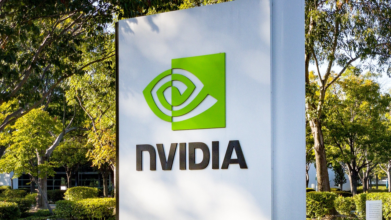 Nvidia sofre processo devido a uso de IA para produção de obras com direitos autorais