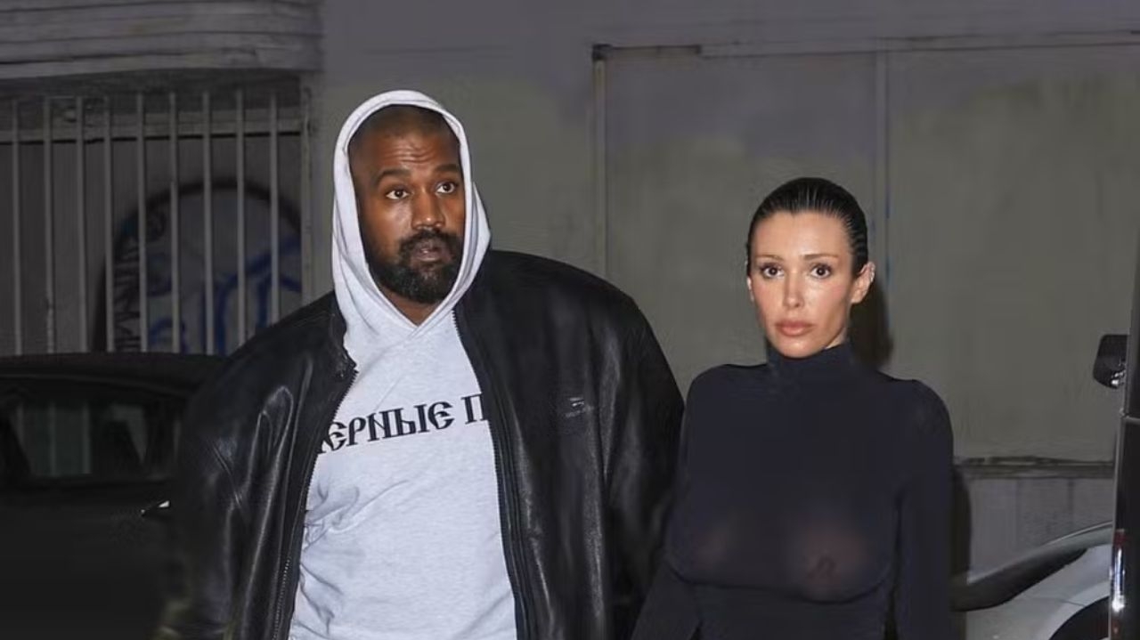 Bianca Censori e Kanye West: casal choca Los Angeles com looks ousados