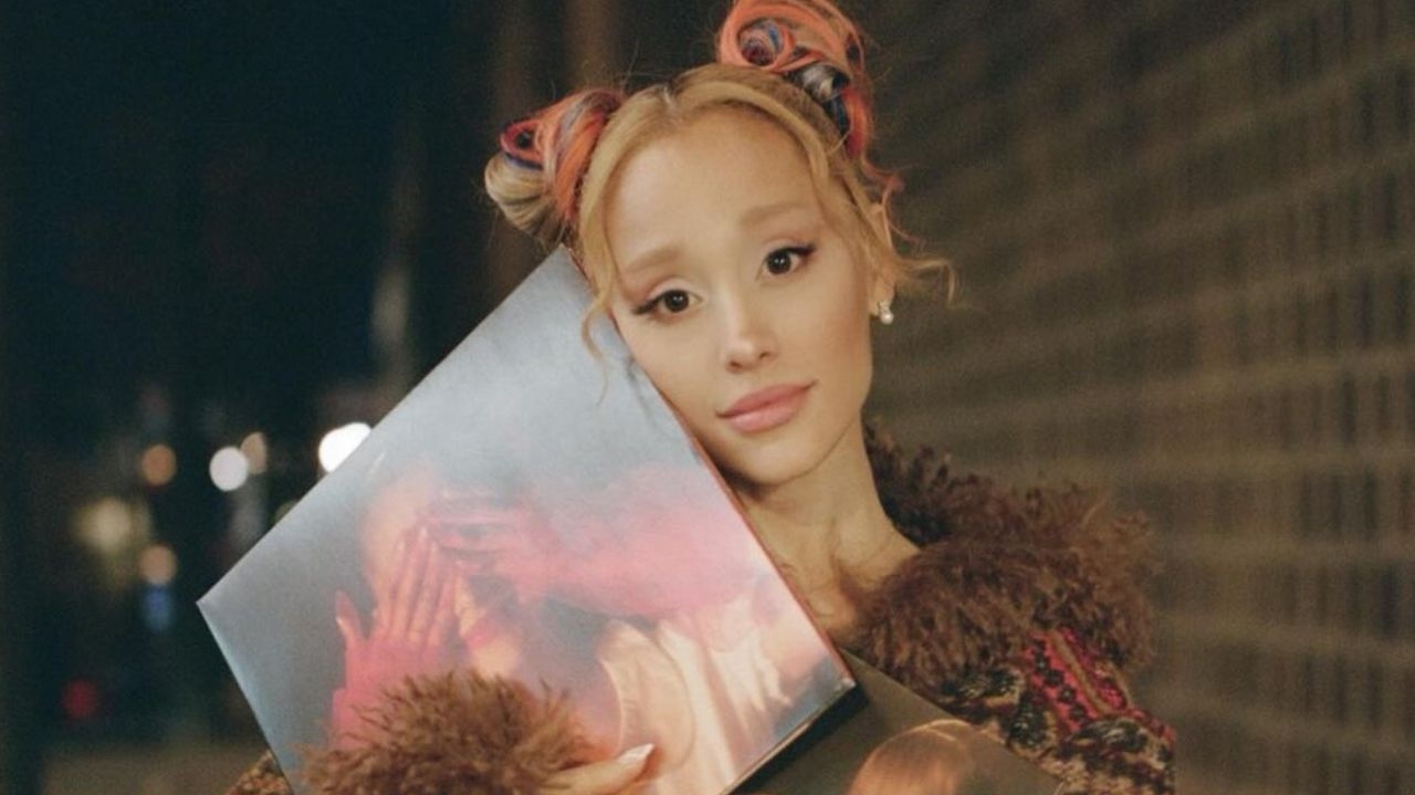 “We can”t be friends (wait for your love)”, de Ariana Grande, entra no top15 do Spotify Global