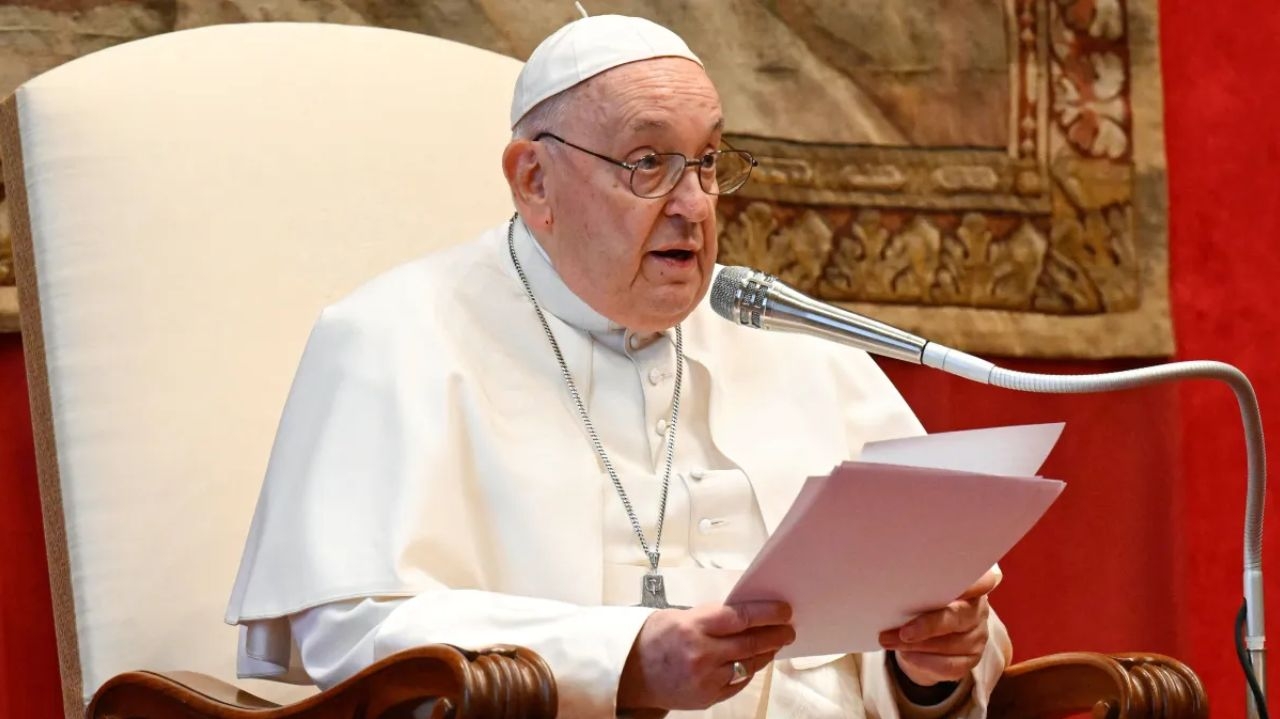 Ministério das Relações Exteriores da Ucrânia critica comentários do Papa Francisco sobre conflito com a Rússia