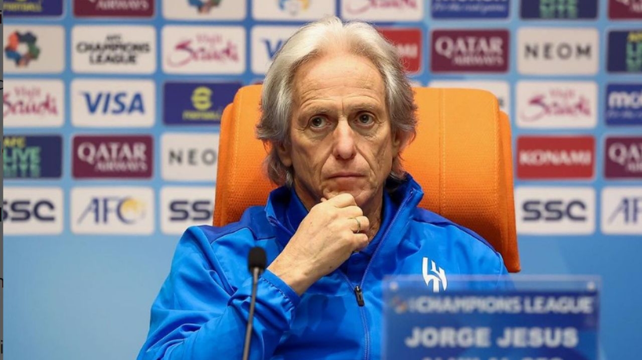 Al-Hilal quebra recorde, mas Jesus não garante permanência na equipe