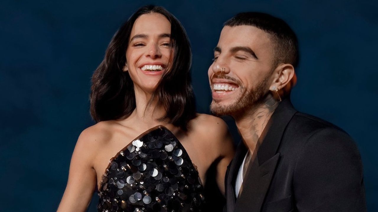 Bruna Marquezine e Rauw Alejandro são anunciados como embaixadores das fragrâncias 212