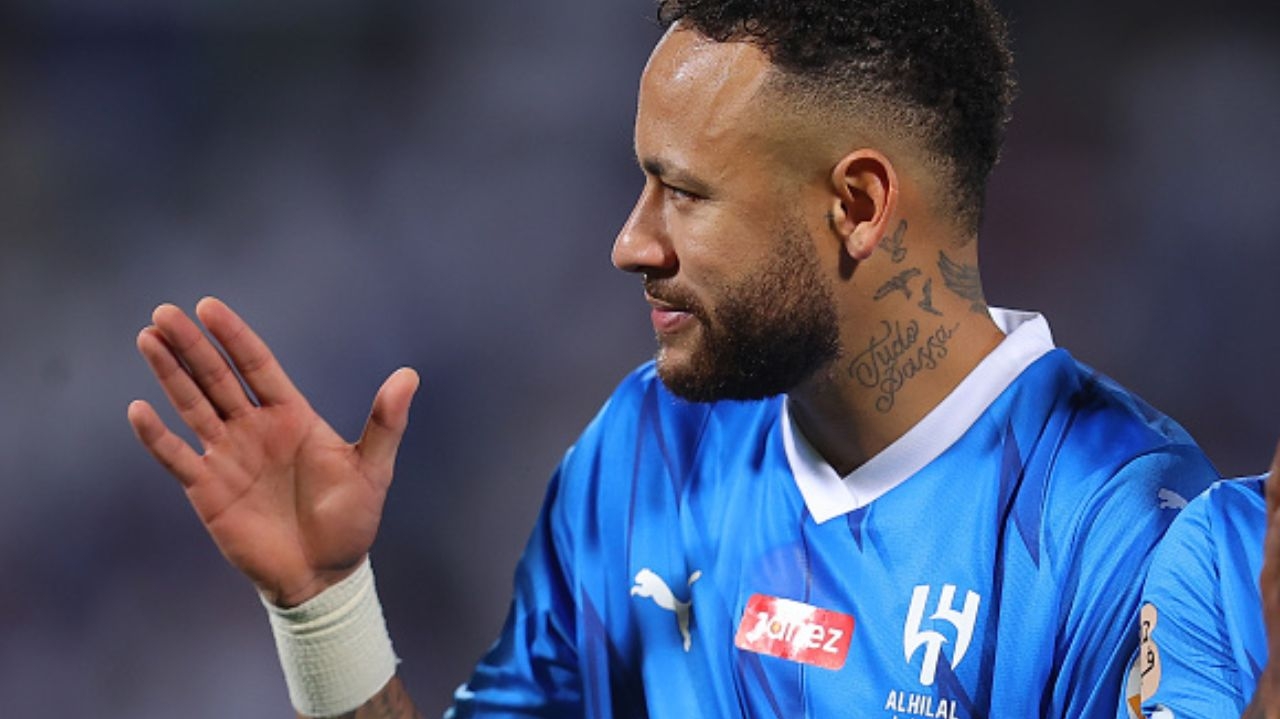 Neymar avança em recuperação da lesão, mas CBF descarta presença do brasileiro na Copa América