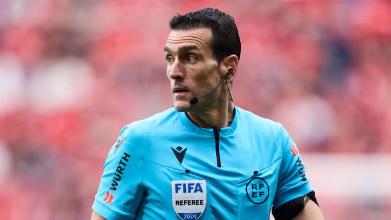 Árbitro é denunciado por Real Madrid por omissão de insultos a Vini Jr