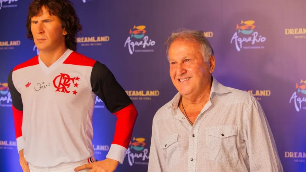 Estátua de ídolo rubro-negro é inaugurada em museu no Rio de Janeiro