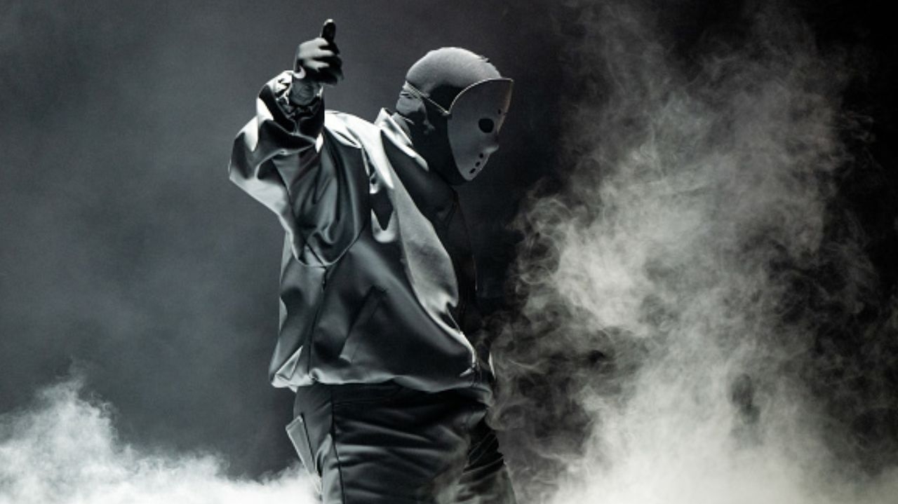 Kanye West diz estar em parceria com um produtor brasileiro em novo projeto