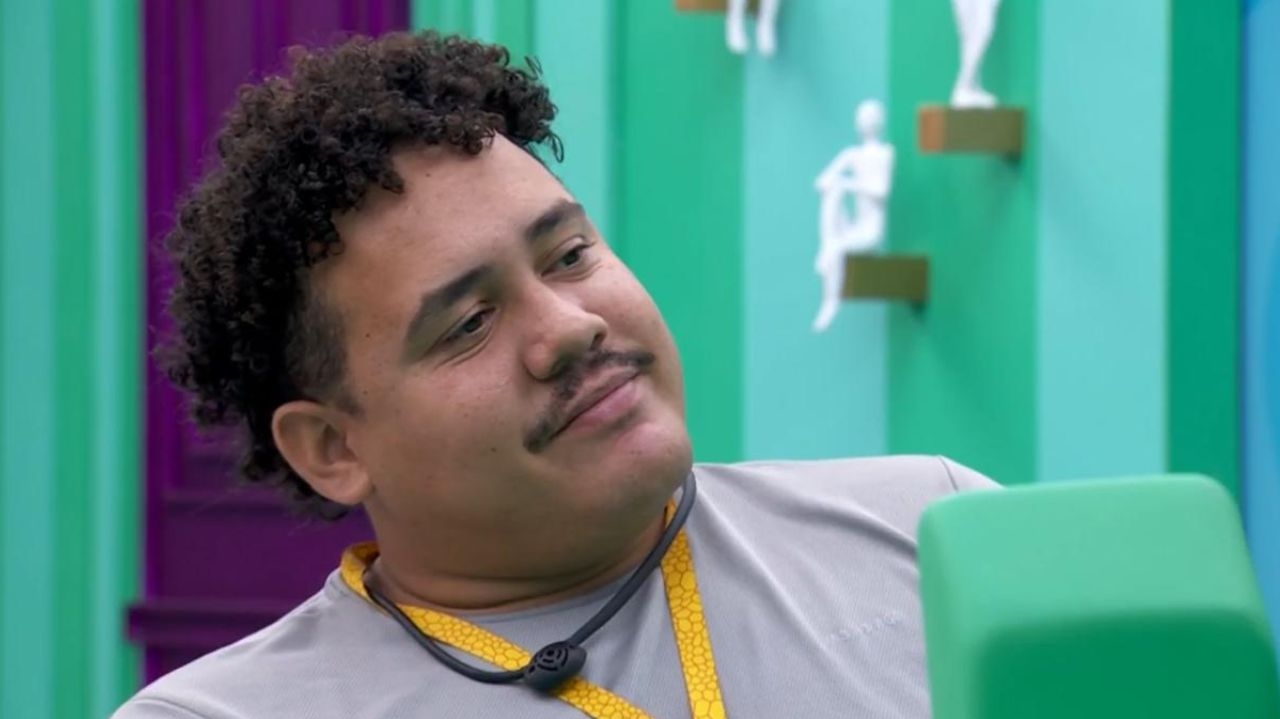 BBB24: Lucas cogita ter perdido o amor de Camila