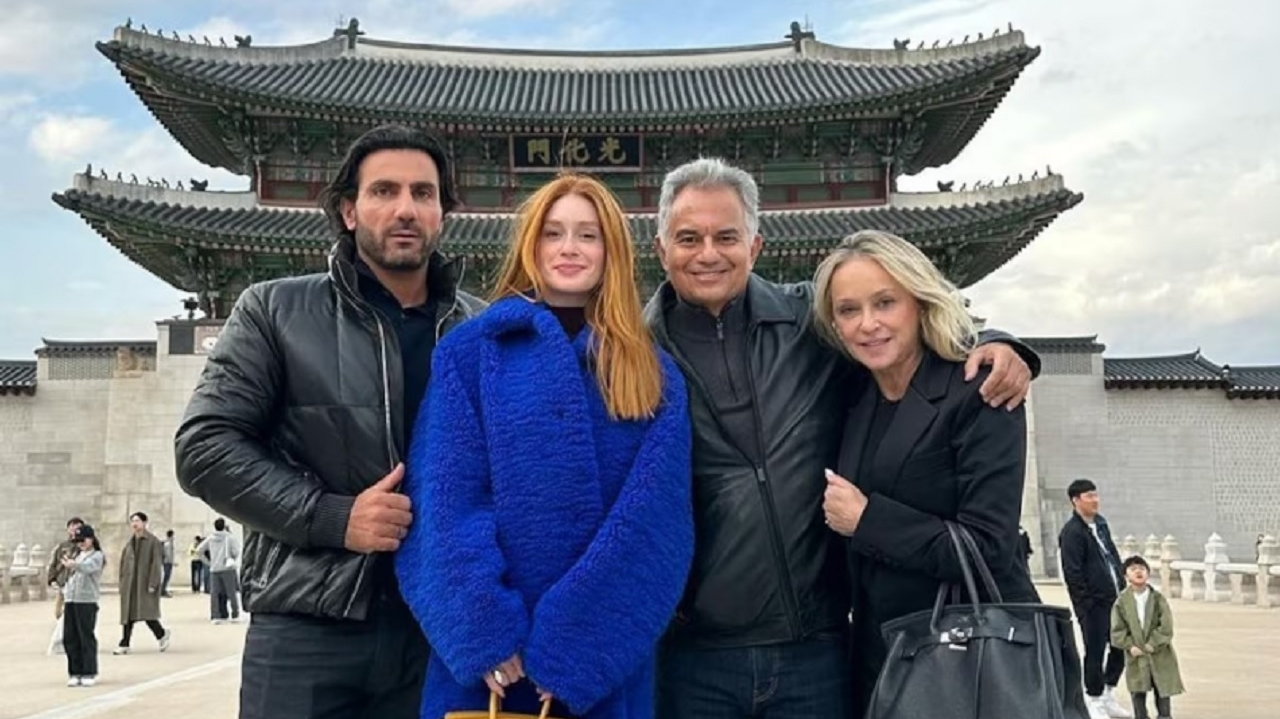 Famosos aproveitam o início da primavera no Japão