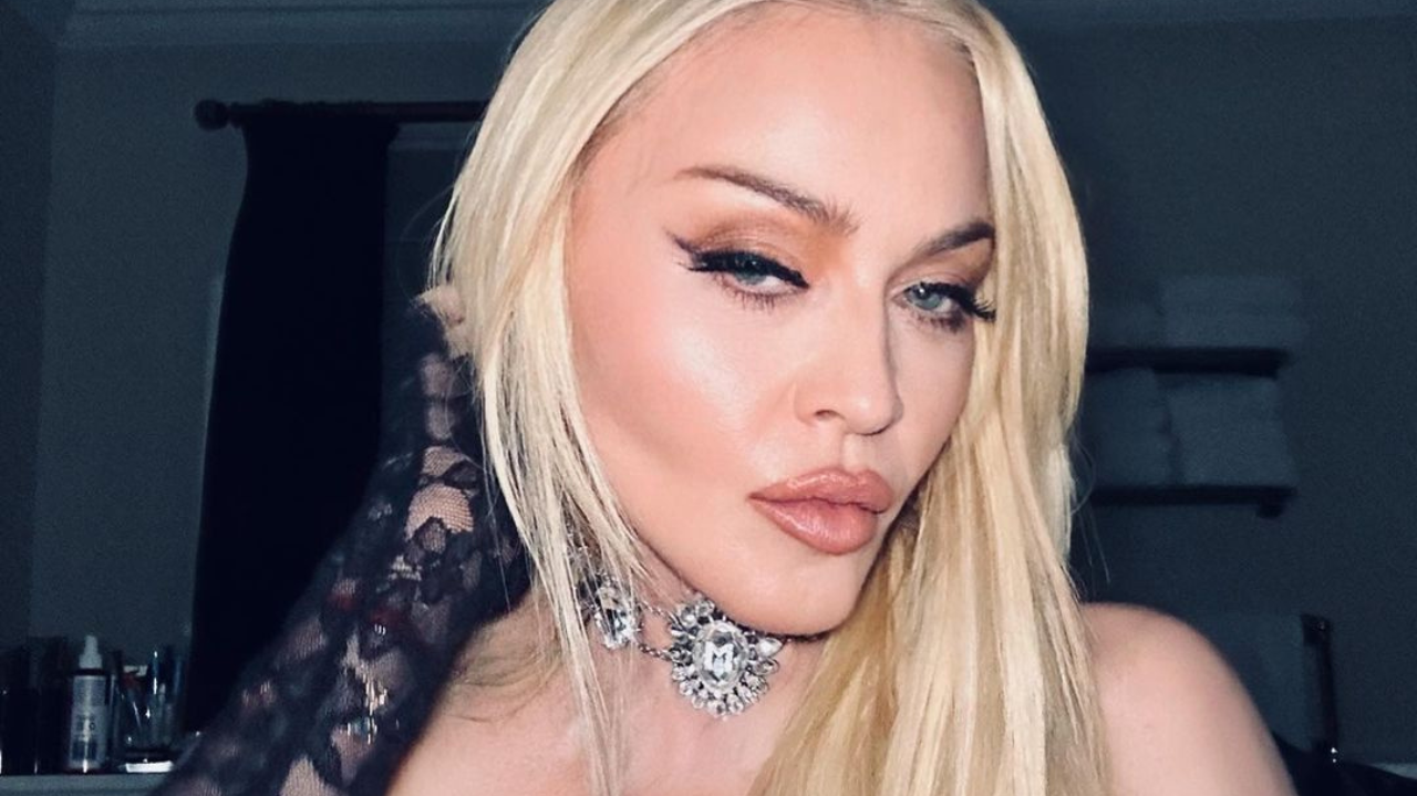 Madonna confirma que está vindo para o Brasil