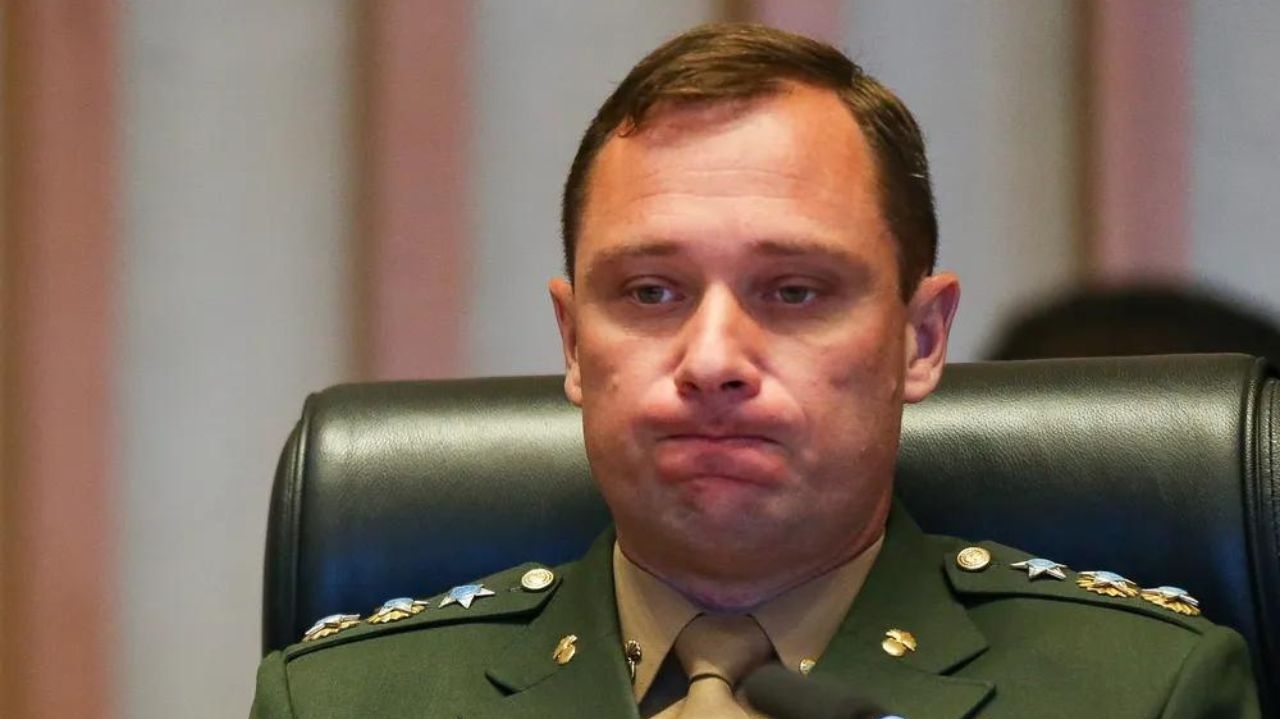 Mauro Cid desmaia no Supremo Tribunal Federal ao saber que voltaria à prisão