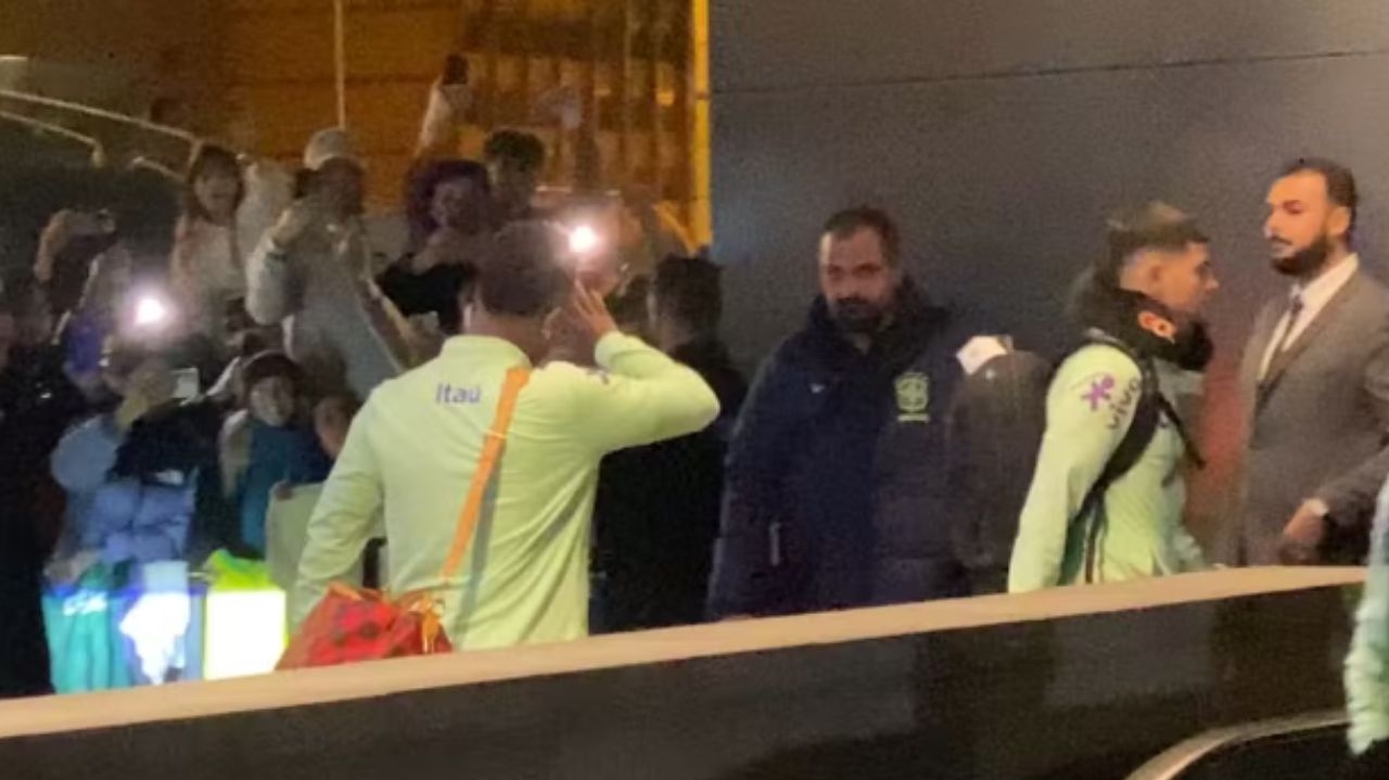 Seleção Brasileira chega em Madri para amistoso e fará último treino na segunda-feira