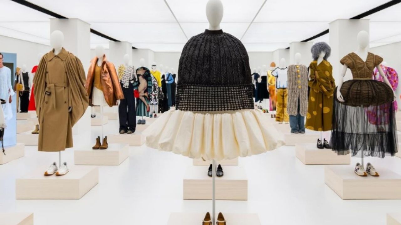 Loewe inaugura exposição sobre sua história em Xangai