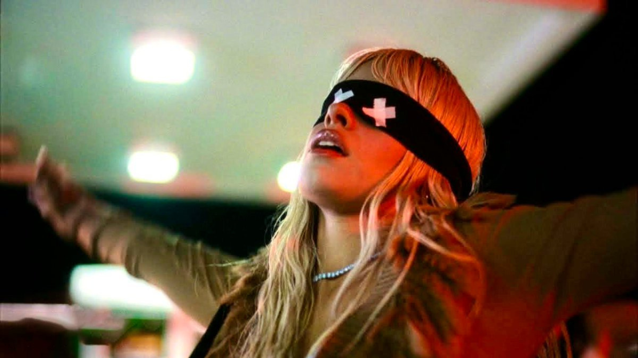 Camila Cabello lança novo sigle, “I Luv It”, com Playboi Carti