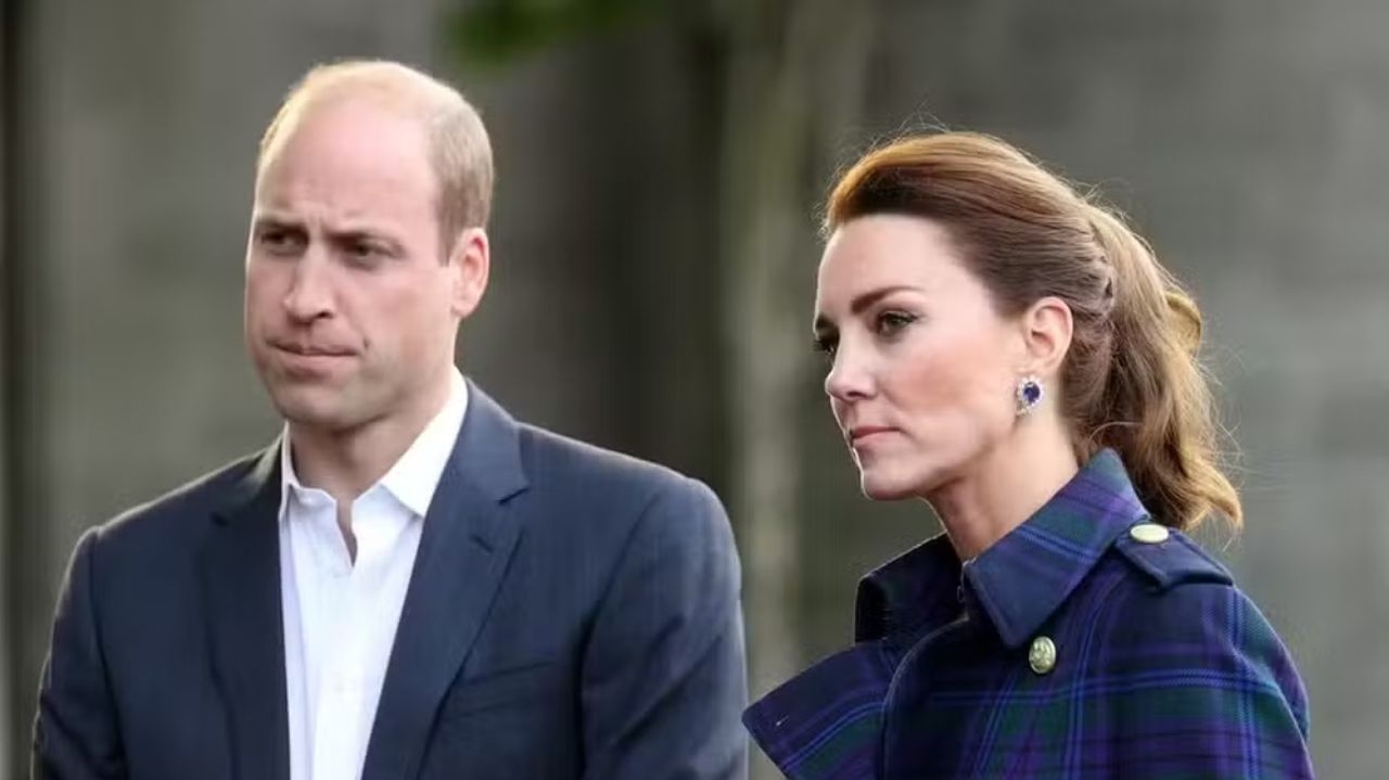 Príncipe William se sente impotente e assustado diante do diagnóstico de câncer da esposa