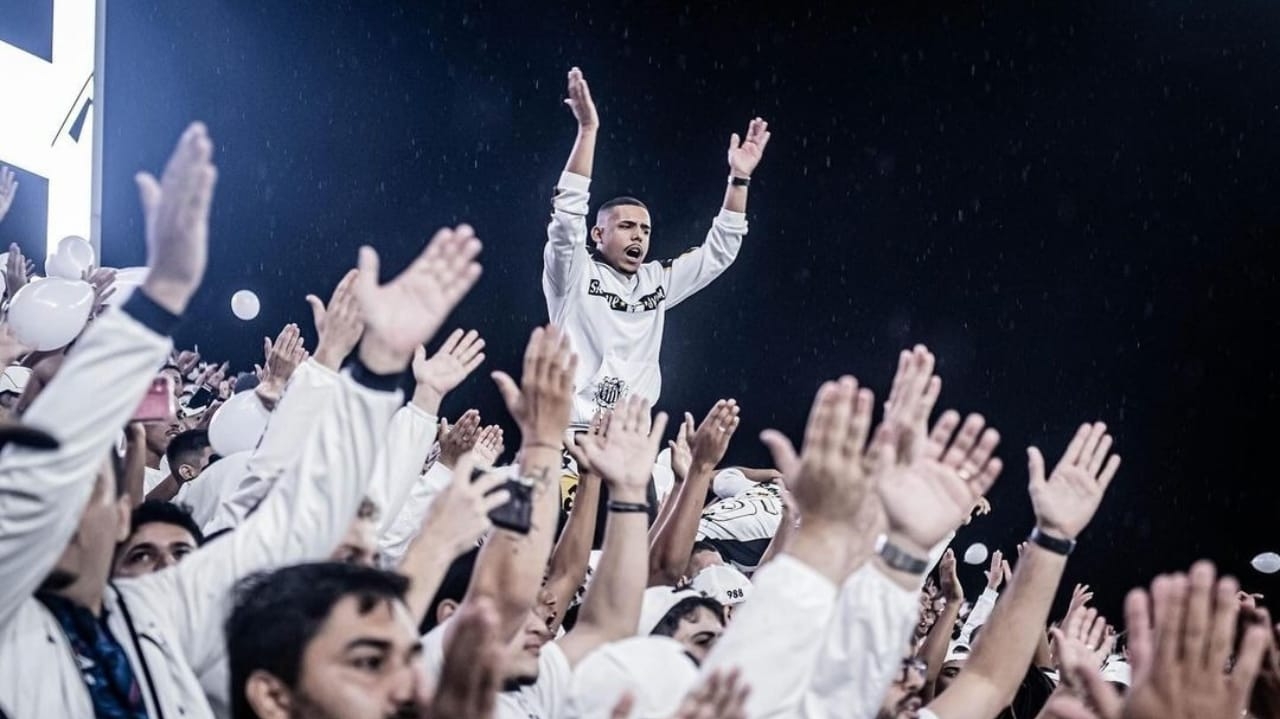 Torcida do Santos lota Neo Química Arena e registra maior público do estádio em 2024