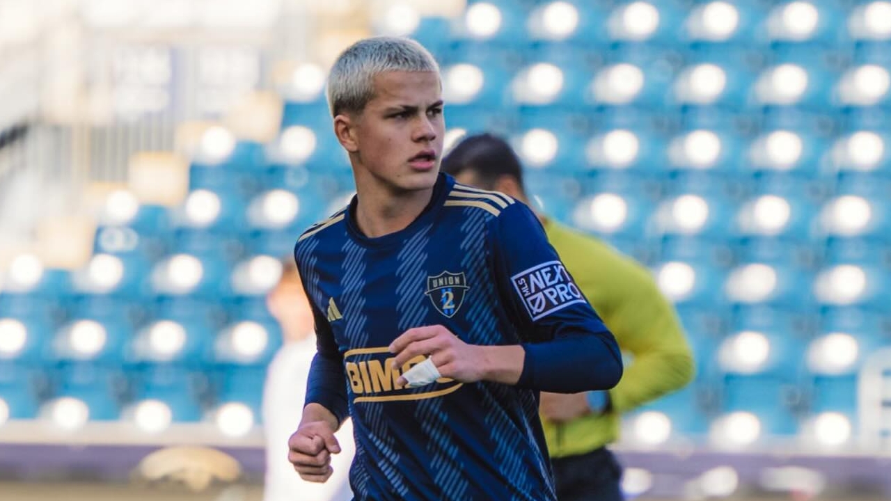 Manchester City fecha contrato com jovem promessa de 14 anos 