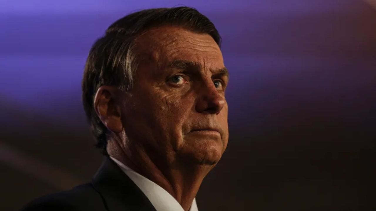 Bolsonaro pede ao STF devolução de passaporte para viajar a Israel