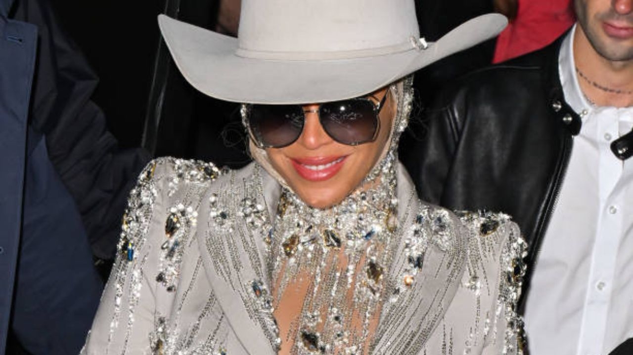 Confira os looks de Beyoncé em sua era country para o “Cowboy Carter”