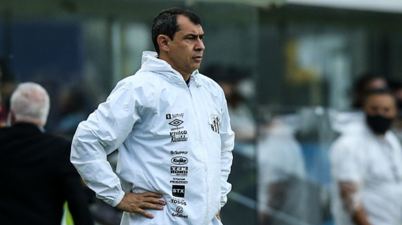 Fábio Carille comenta sobre vantagem para o jogo da volta