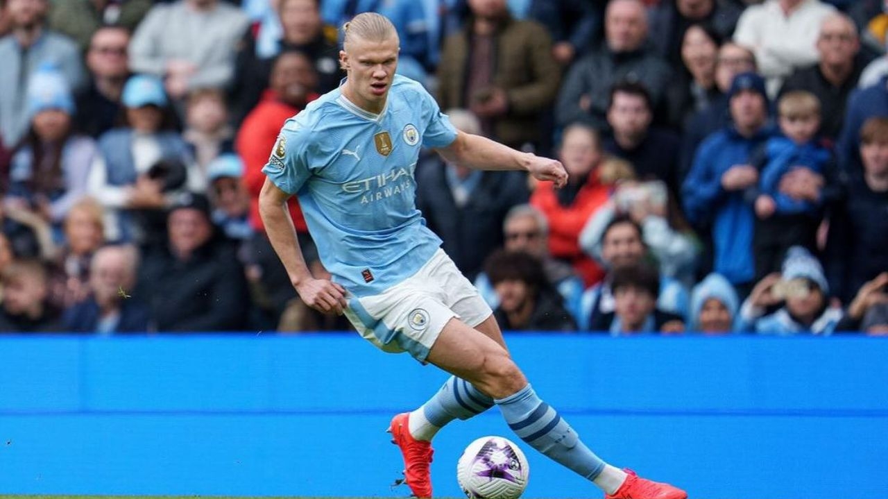 Haaland é detonado por ídolo do United, sendo comparado a um jogador de quarta divisão”