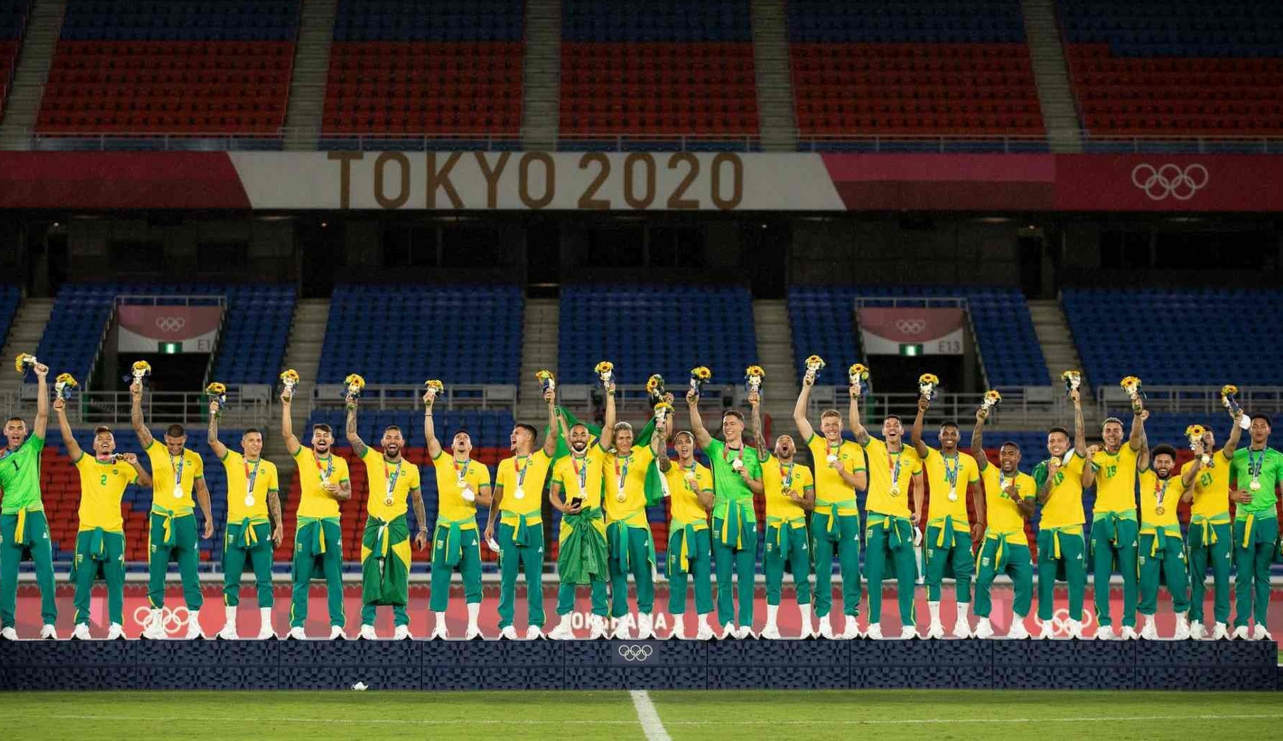 Jogadores do futebol masculino descumprem obrigação contratual e o nadador Bruno Fratus critica CBF e os atletas