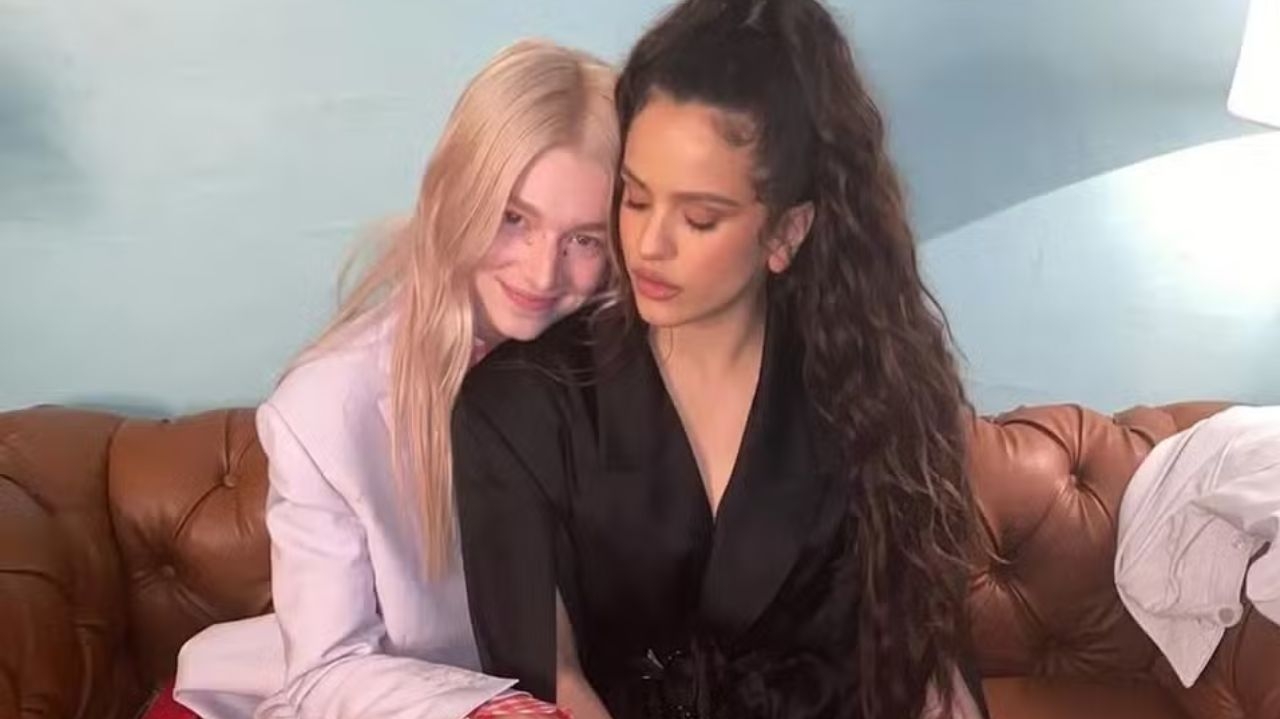 Atriz de Euphoria revela romance com Rosalía