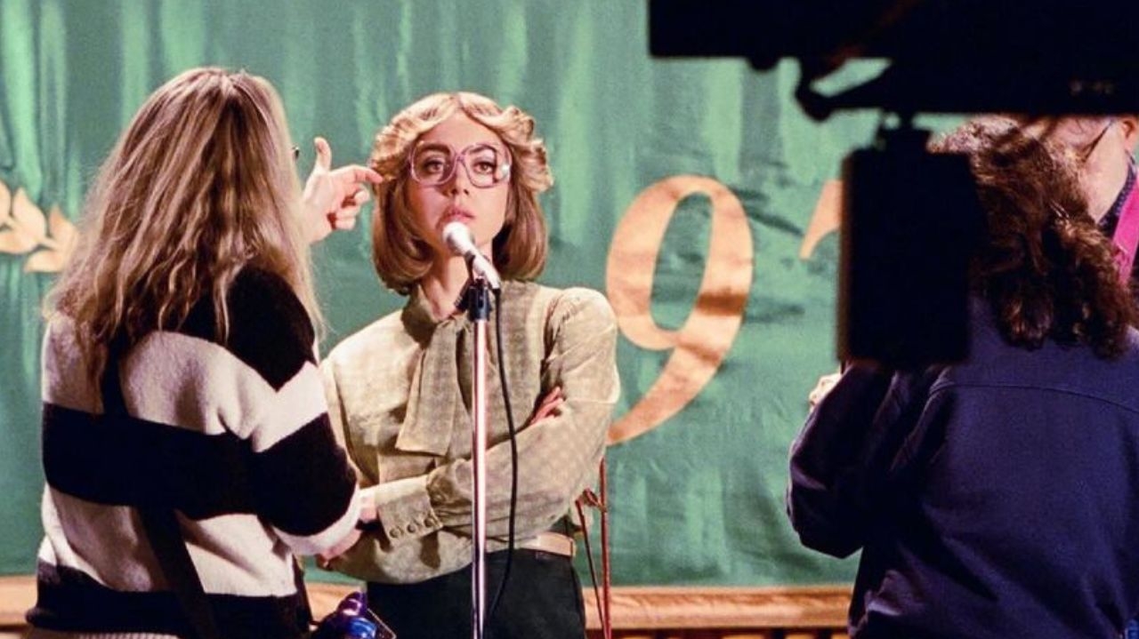 “Decades of Confusion”, nova campanha da Loewe, ensina como pronunciar o nome da grife